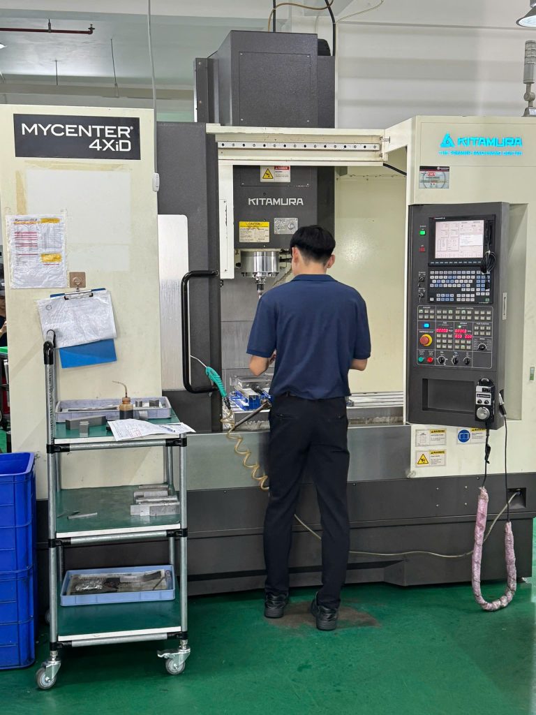 マシニングセンター