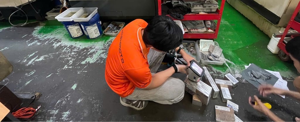 材料検査 写真3